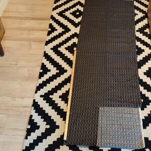 Black and Gray Houndstooth Fabric